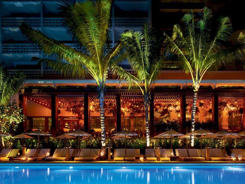 The Miami Beach Edition Hotel Exterior photo